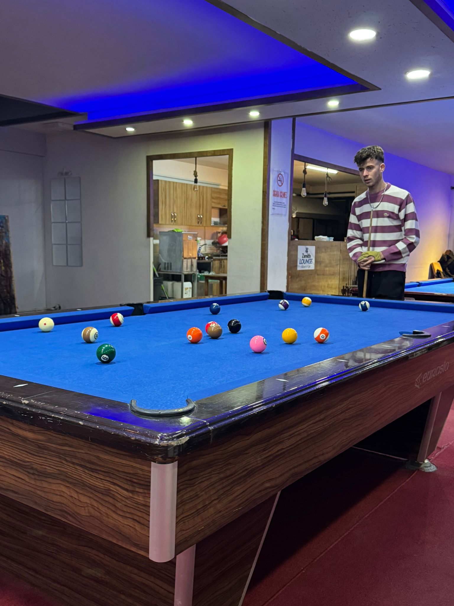 Zenith Lounge