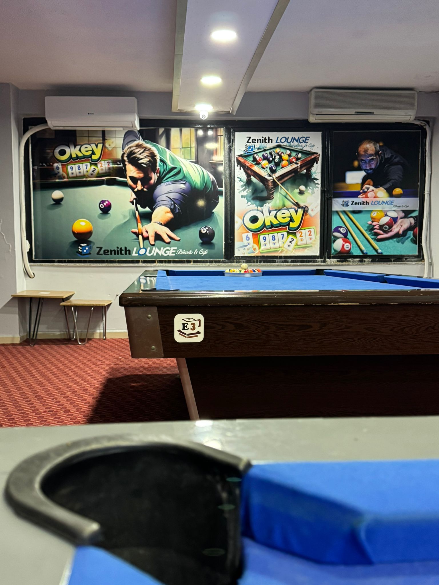 Zenith Lounge