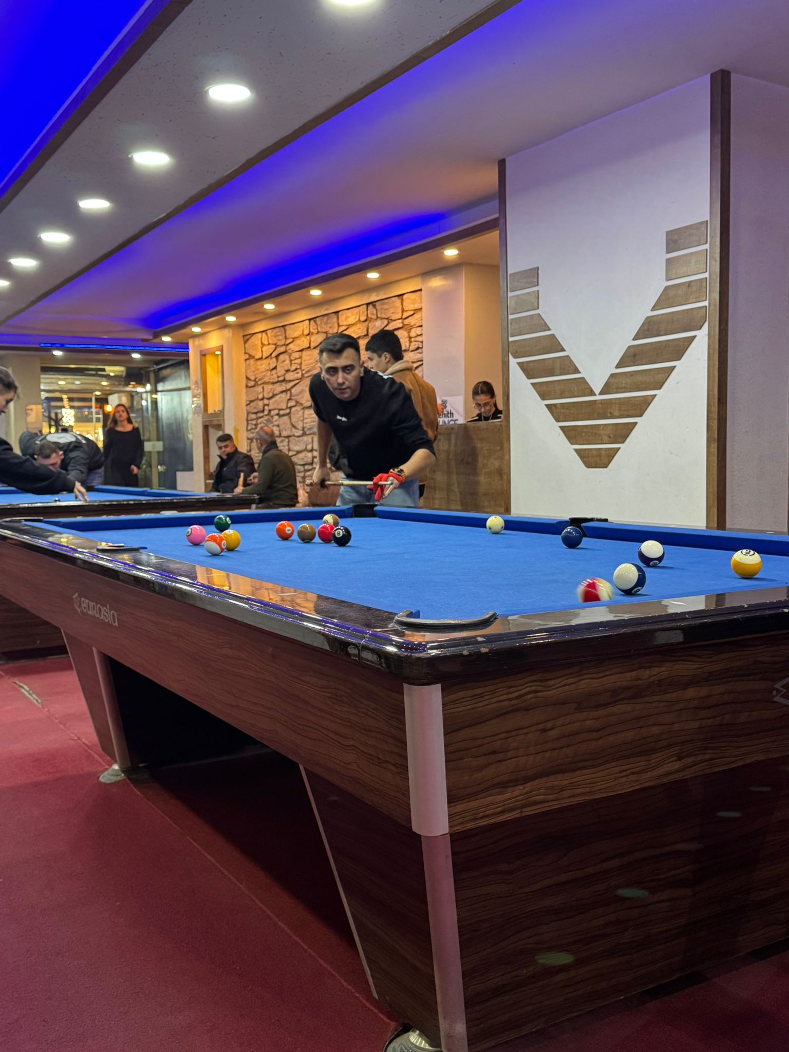 Zenith Lounge